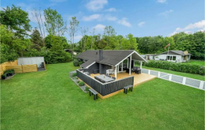 Cozy Home In Toftlund With Kitchen